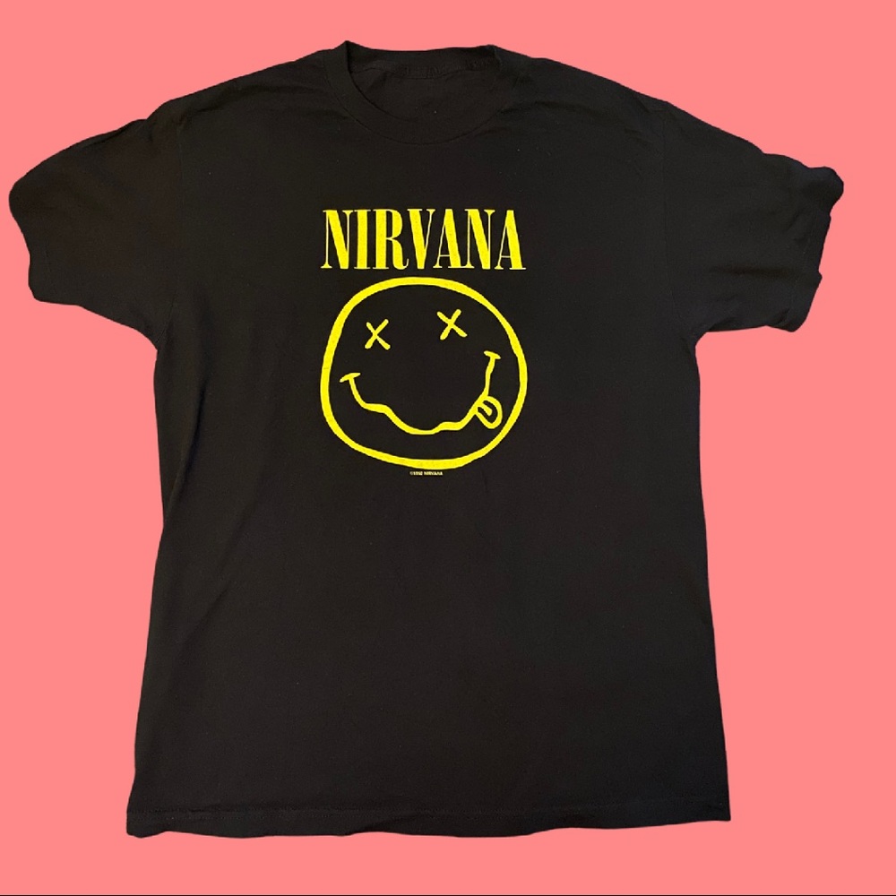 ❌SOLD❌Nirvana smiley Tee
